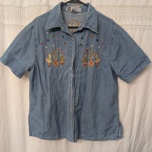 Embroidered Cactus Short-Sleeve Denim Shirt - Light Blue